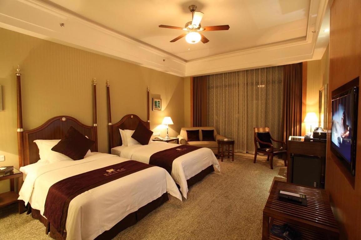 Green Lake Hot Spring Hotel Foshan Esterno foto